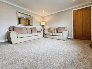 Photo 32- click for photo gallery